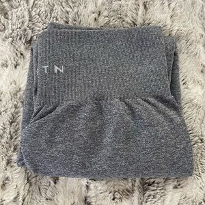 Nvgtn grey scrunch seamless leggings